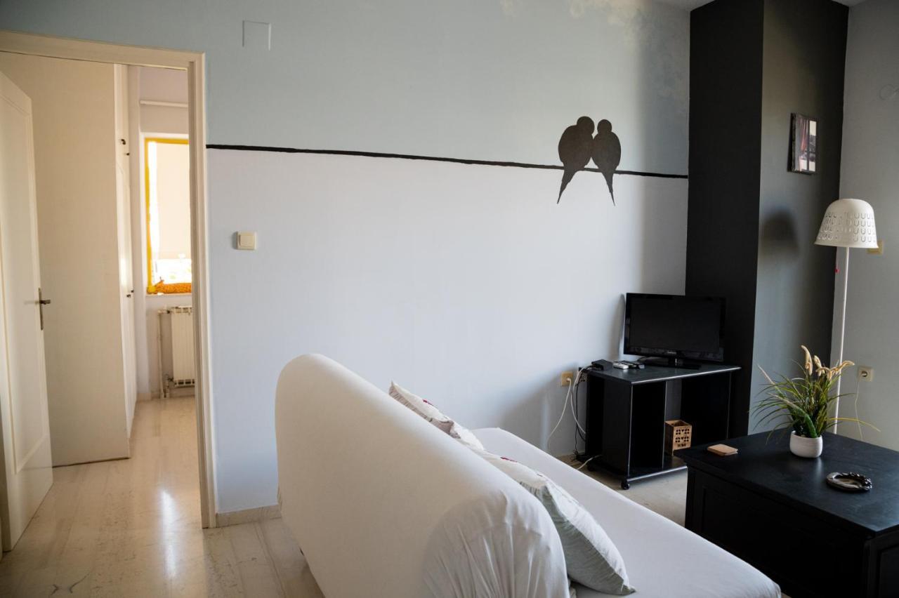 Eftihia Apartments By The Sea ريثيمنو المظهر الخارجي الصورة