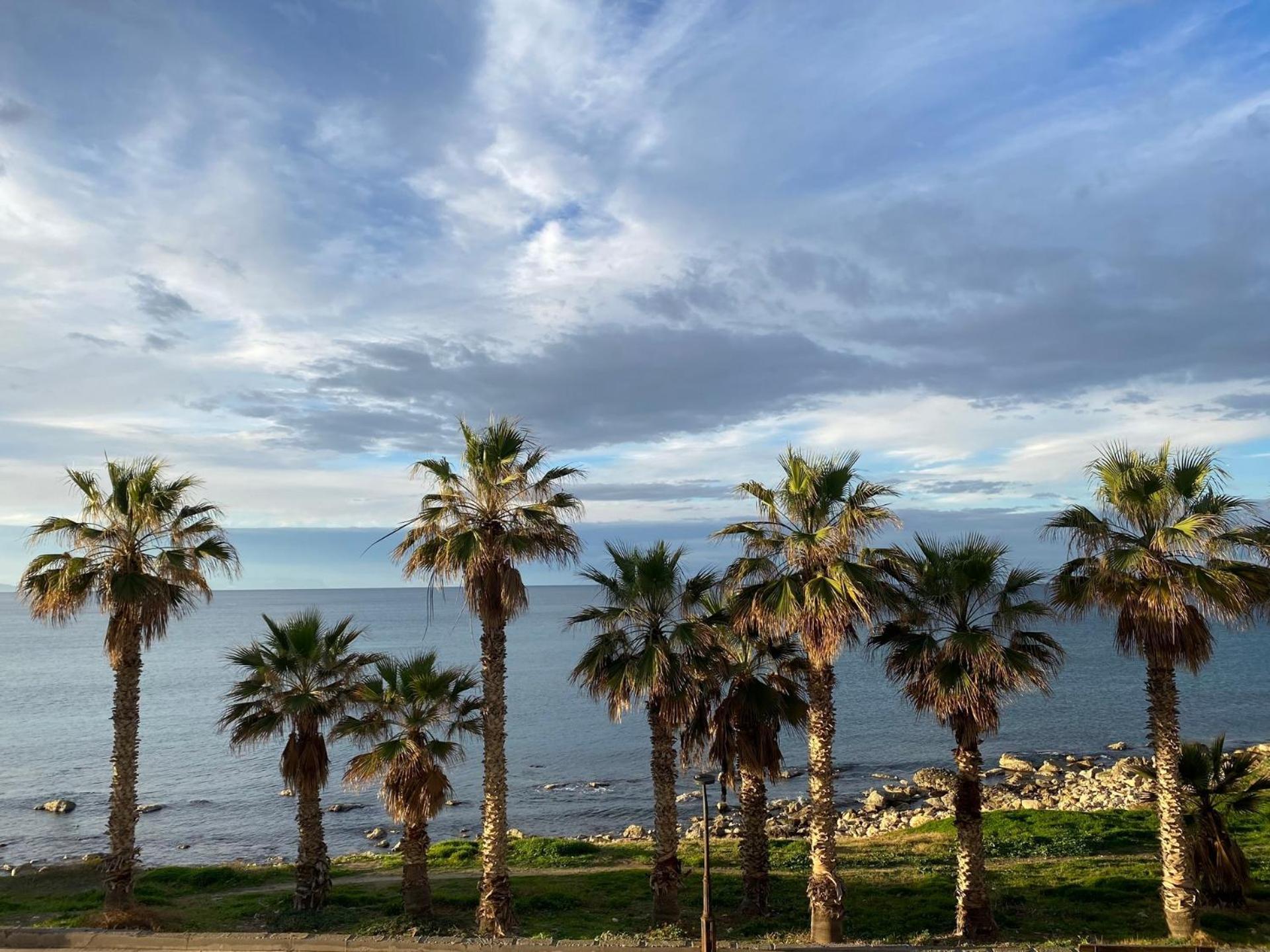 Eftihia Apartments By The Sea ريثيمنو المظهر الخارجي الصورة